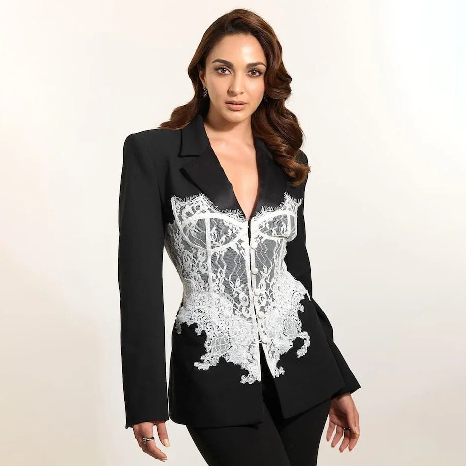 Womens Lace Stitched Slim Fit Suit HighWaisted WesternStyle LongSleeve Outerwear Fashionable Clothing 250122