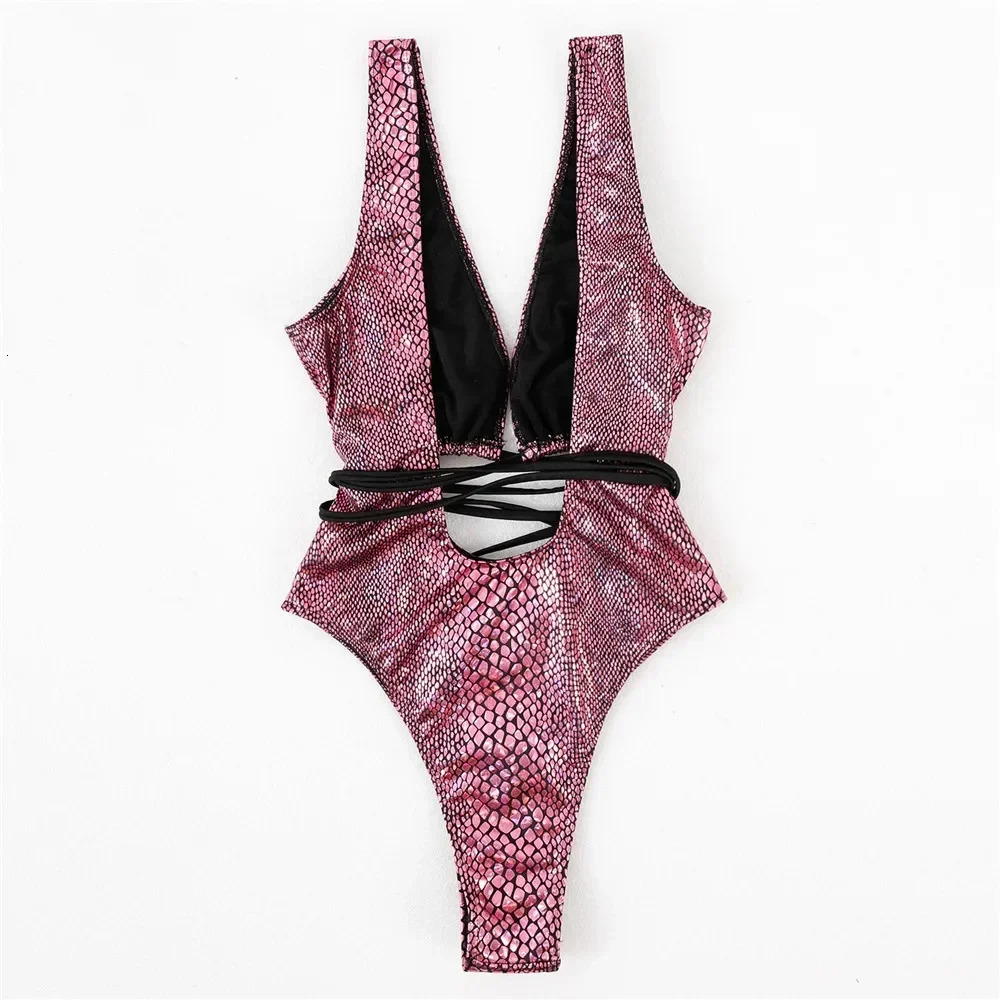 Sexy Gold Snake Print Shiny Swimwear Cut Out Monokini One Piece Swimsuits Women 2024 String Cross Bathing Swimming Suit Bodysuit 250113