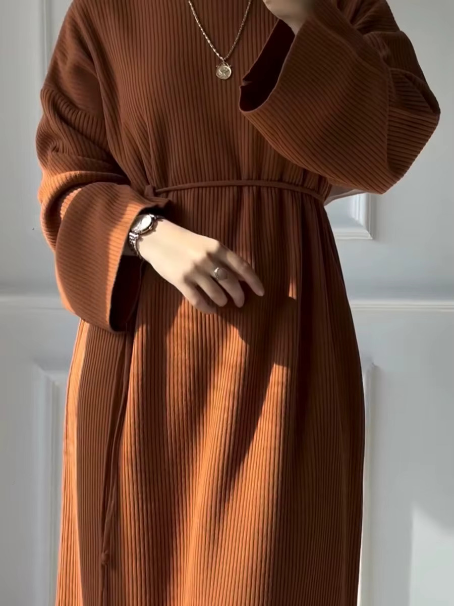 Muslim Dubai Middle East Winter Thicken Warm Knit Sweater Abayas For Women Evening Long Dress Ramadan Robe Femme Islam Clothing