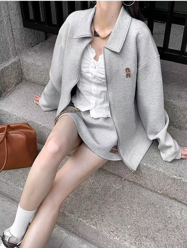 Top Designer High Quality Lapel Neck Long Sleeve Zipper + Puffy Fashion Embroidery Letter Printed Jacket Short Skirt Set new