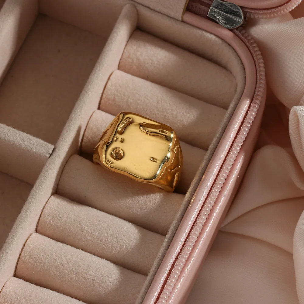 Fashion Stainless Steel Gold Color Ring Square Ring Classic Trend Women Mens Hip Pop Ring Dainty Tarnish Free Punk Jewelry 250121