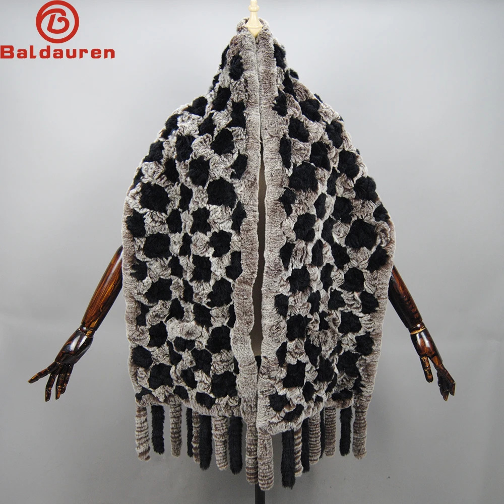2025 Winter Knitted Real Rex Rabbit Fur Scarf with Pocket Wide Women Natural Rabbit Fur Tassel Shawl Warm Long Fur Scarves 250120ww
