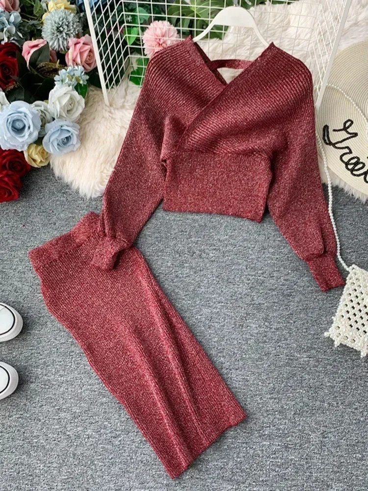 Womens High Waist Bright Silk Knit Bag Hip Skirt Twopiece Fashion Vneck Sweater Bat Sleeve Sets GD123 250122