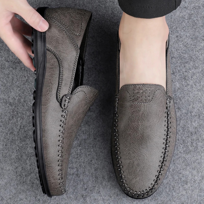 Fashion Men Casual Leather Shoes Italian Soft Men Loafers Handmade Moccasins Men Breathable Slip on Boat Shoes Plus Size 250113