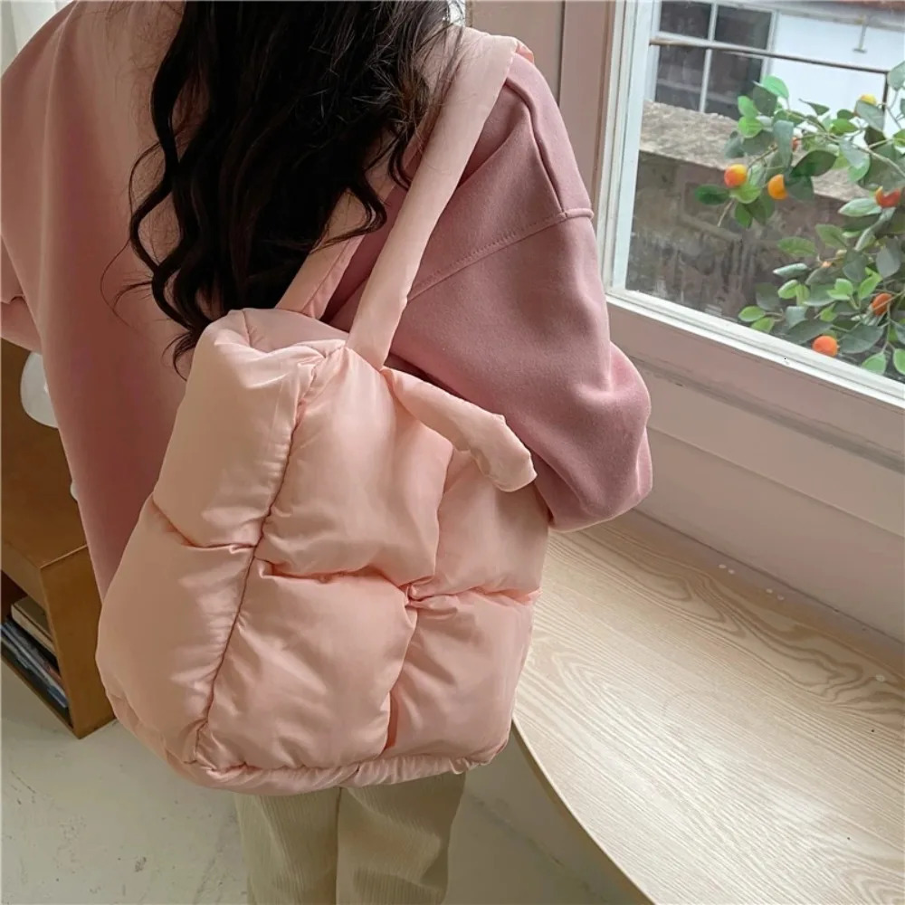 Large Capacity Puffy Shoulder Bag Quilted Nylon Cloth Down Feather Handbag Padded Soft Space Cotton Shopping Tote 250113
