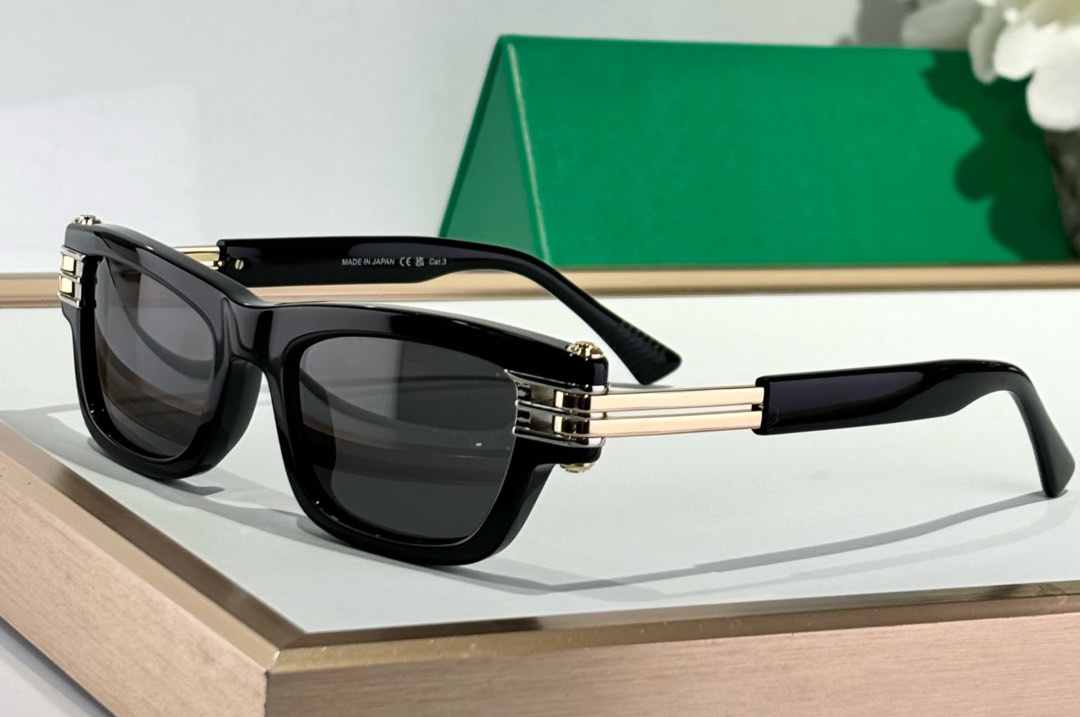 Black Gold Square S… - image