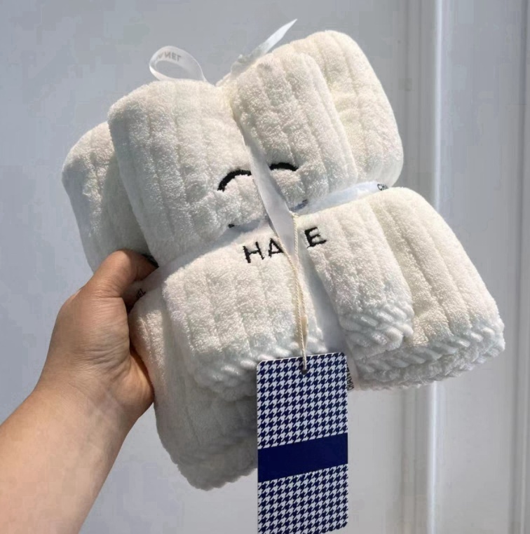 classic new large size letter towel set non shedding designer fashion brand student couple bath towel luxury home towel gift box set