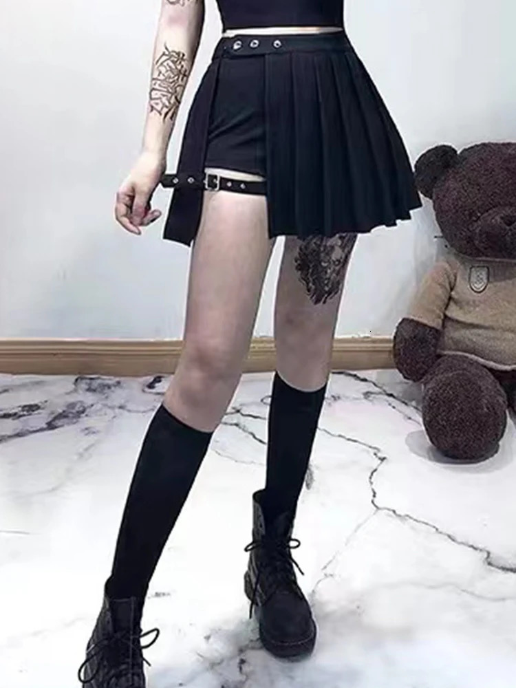 AltGoth Punk Mall Goth Shorts Skirt Women Y2k Egirl Streetwear Harajuku Leg Ring Buckle Detachable High Waist Emo Alt Clubwear 250121