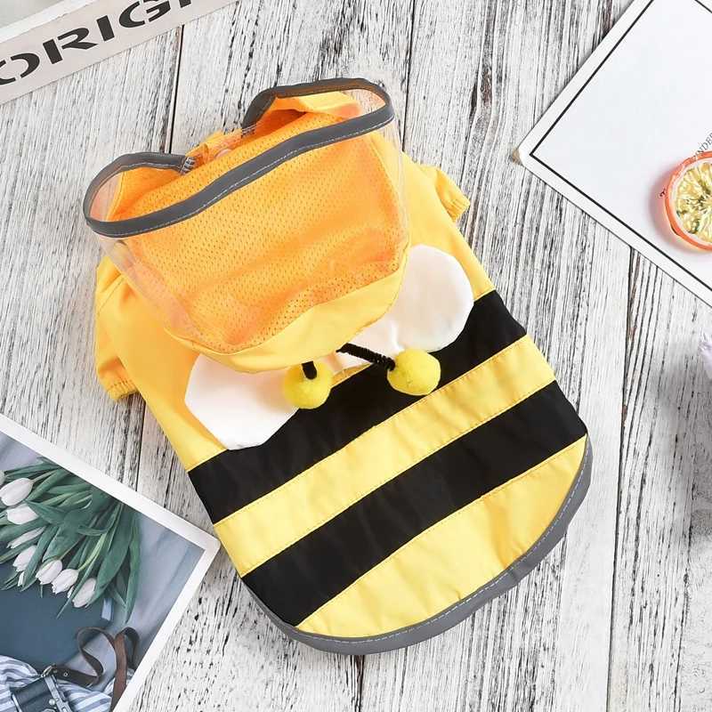 Funny Dog Raincoat Waterproof Poncho Clothing For Rainy Walk Costumes XS 4XL Yellow Pet Coat Jacket Chihuahua Corgi AccessoriesXJ250121