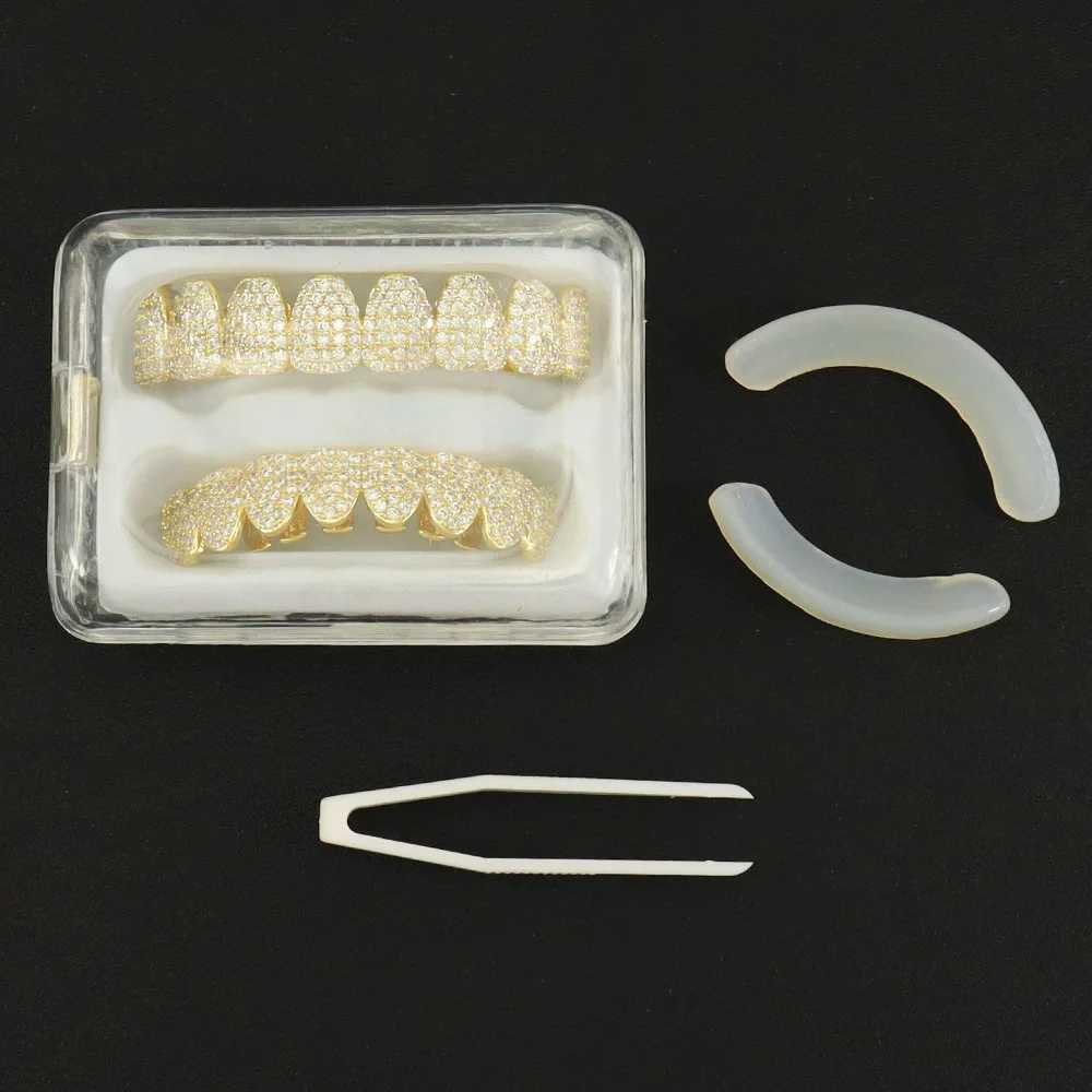 Hip Hop Full Iced Out CZ Stones Teeth Grillz Caps Cubic Zircon Top Bottom Charm Grills Set For Men Women Jewelry GiftXJ250114