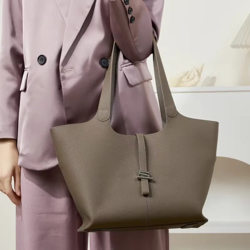 Top Layer Cowhide Women's Tote Large Capacity Commuter Hand-Held Genuine Leather Shoulder Bag