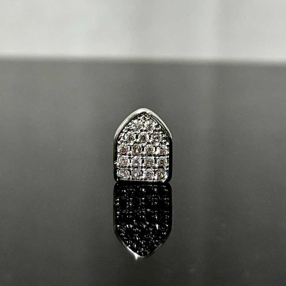RACHELZ Single Full CZ Stone Teeth Grillz Brace Gold Silver Color Cubic Zircon Tooth Caps For Women Men Jewelry Dental GrillsXJ250114