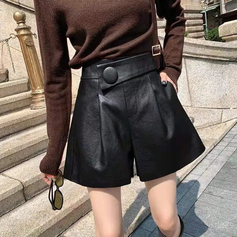 Korean Loose Patchwork Solid Color Leather Shorts Autumn Winter Womens Clothing High Waist All-match Simplicity Pockets Pants 250118