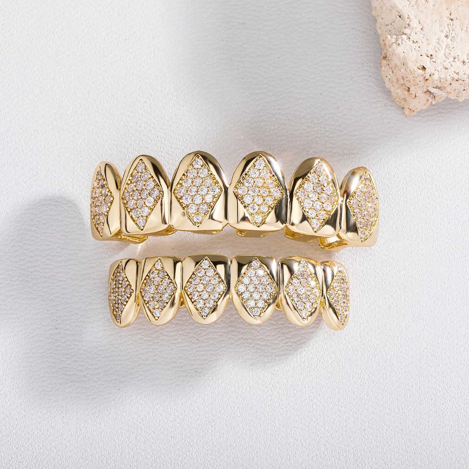 Hip Hop CZ Teeth Grillz Caps Cubic Zircon Iced Out Micro Pave Top Bottom Charm Grills For Men Women Jewelry Cosplay GiftXJ250114