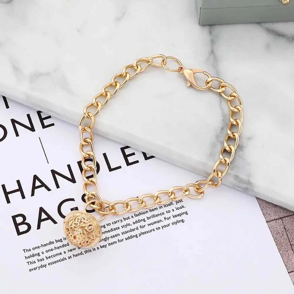 Personalized Pet Metal Necklace Universal Exquisite Dog Neck Chain Eye-catching Hollow Bell Cat Collar Fighting Necklace X250129
