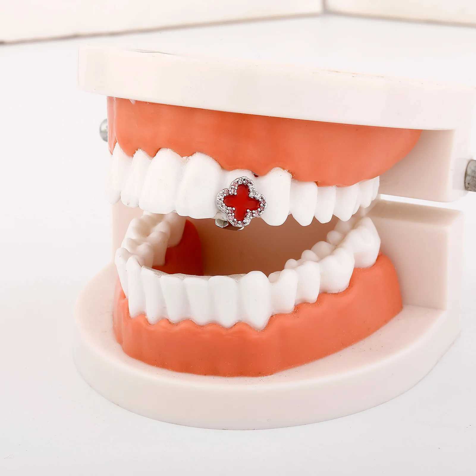 Gold Silver Color Single Flower Iced Out Grillz Teeth Men Women Hip Hop Bling Tooth Grills Caps Fashion JewelryXJ250114