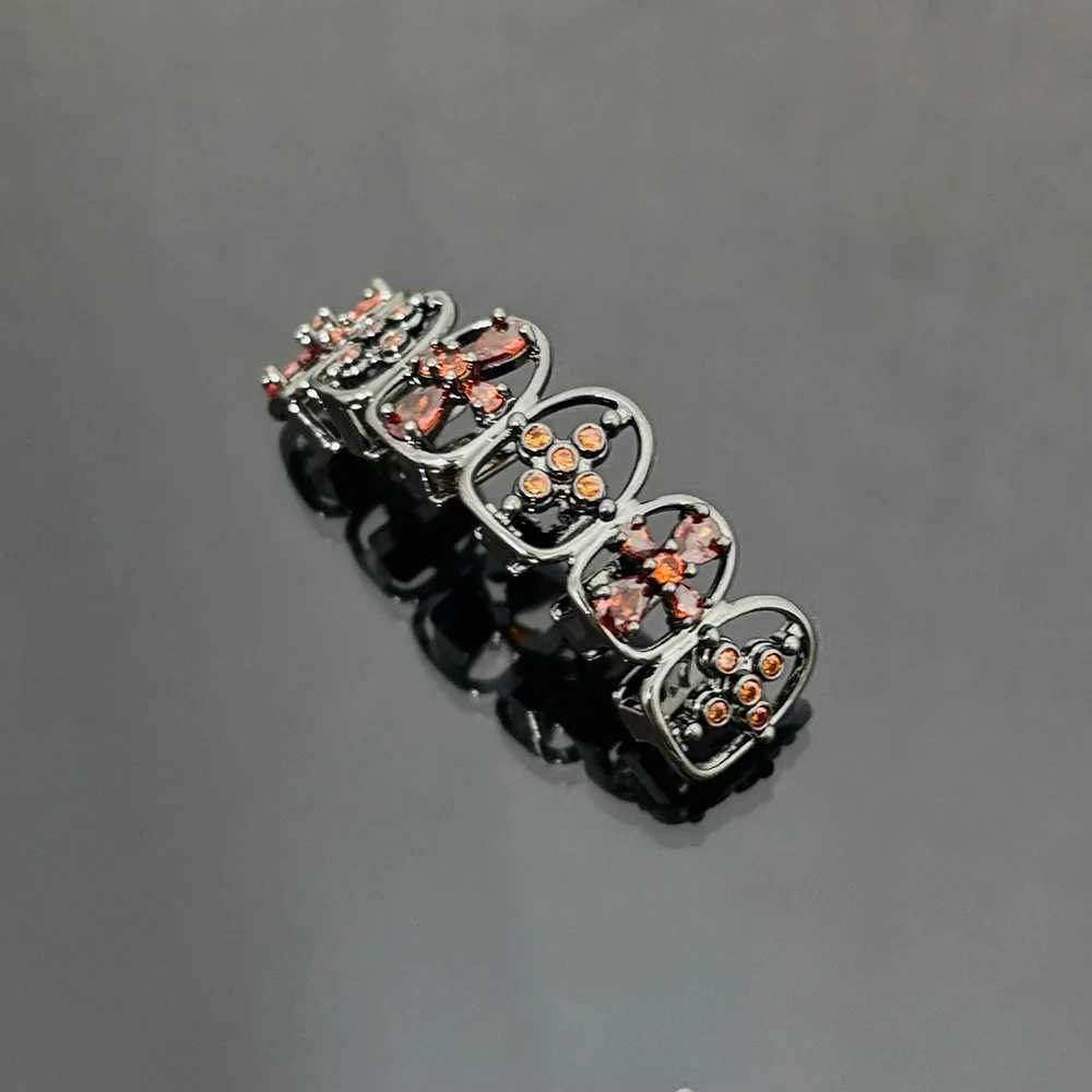 RACHELZ Dark Gothic Cross Hollow Teeth Grillz Braces Black Red Crystal Tooth Caps Zircon Dental Grills For Women Men JewelryXJ250114