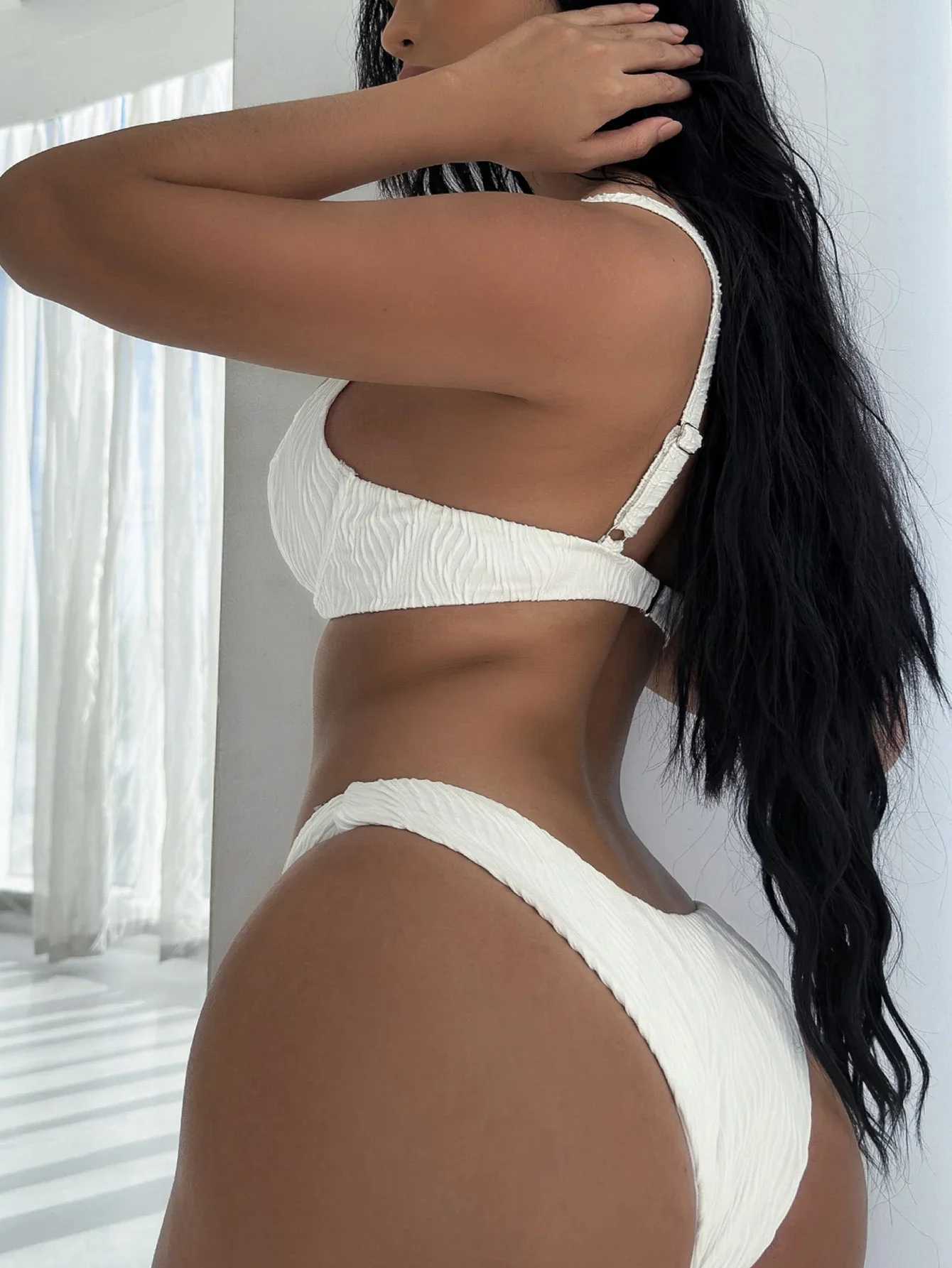 2024 New Solid White Swimsuit Woman 2023 Sexy Underwire U-neck Bikini High Waist Two Piece Swimwear Backless Beach Bathing SuitXJ250120