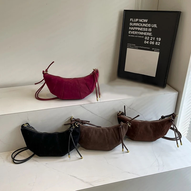 Korean suede shoulder bag solid color simple and fashionable cross shaped bag soft Western zipper handbag 250109