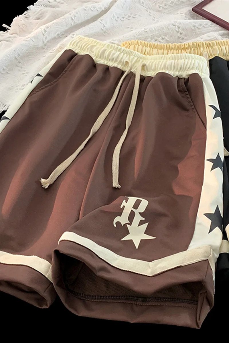 High Street Hip Hop Casual Shorts Mens Summer Splicing Star Printed Loose Straight Sports Shorts from the United States 250110