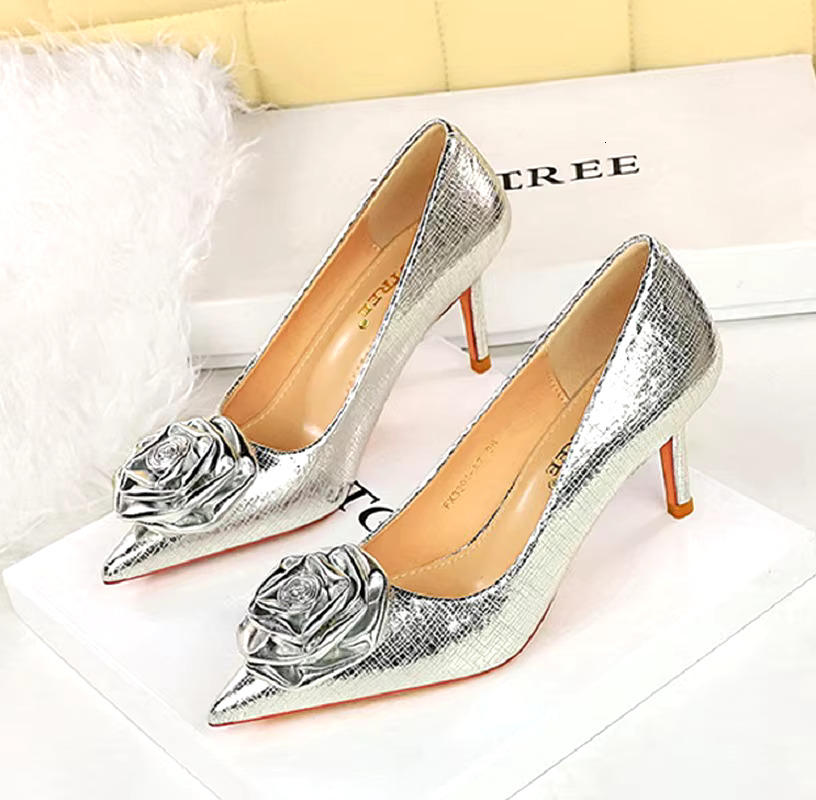 BIGTREE Patent Leather Wers Women Pumps Sexy Pointed Toe Thin Low Heels Wedding Elegant Party Shoes Atos Mujer