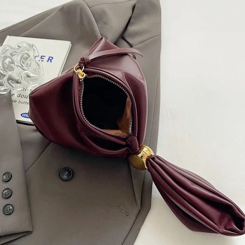 Fashion Y2k PU Leather Late Clutch Wallet Womens Crescent Shoulder Bag Cross Body Wallet Top Handle Handbag Party 250120