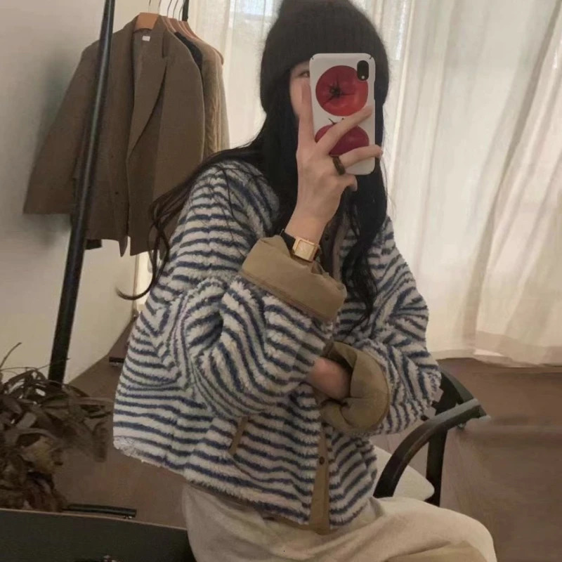 Korean Polar Fleece Jacket for Women Winter Striped Contrasting n Oneck Long Sleeve Warm Top Loose Casual Female Clothing 250113