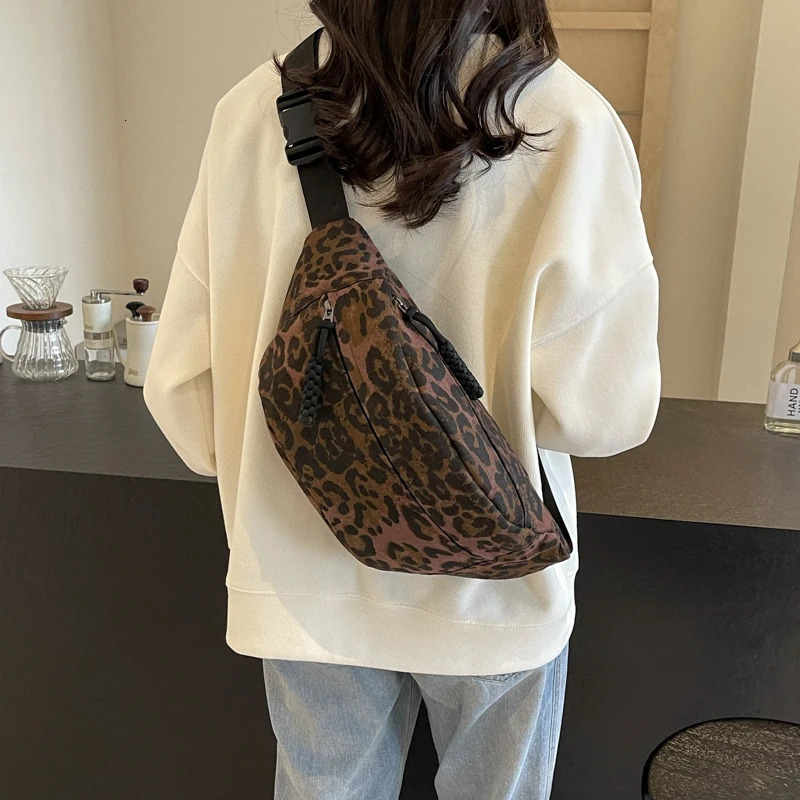 Fashion Leopard Print Waist Bag Street Trend Fanny Pack Woman Chest Pack Canvas Belt Bag Female Shoulder Crossbody Bags 250122