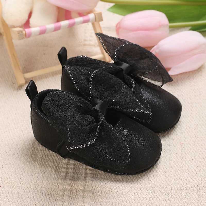 Soft Cotton Lace Baby Girl Princess Shoes 2023 Newborn Moccasins Shoes Cotton Sole Prewalker Anti slip Toddler Step X250129