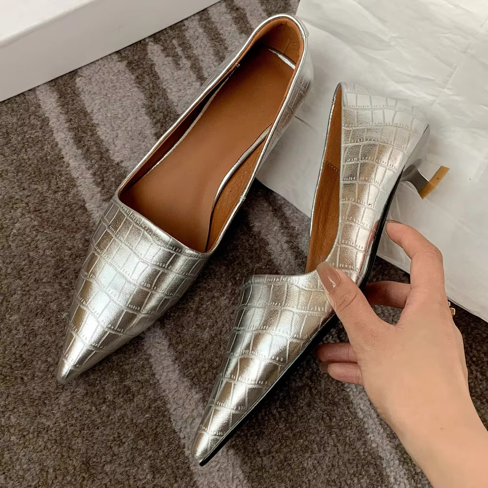 Women's Genuine Leather Kitten Pointed Toe Slip-On Pumps Elegant Ladies Low Heel Daily Dress Shoes For Women 2023 On Sale
