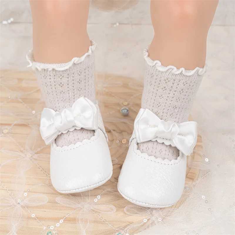 Adorable Baby Girls Moccasins with Sweet Bow Detail Soft Sole Shoes Prewalker Anti-Slip First Walker Shoes for Infants X250129