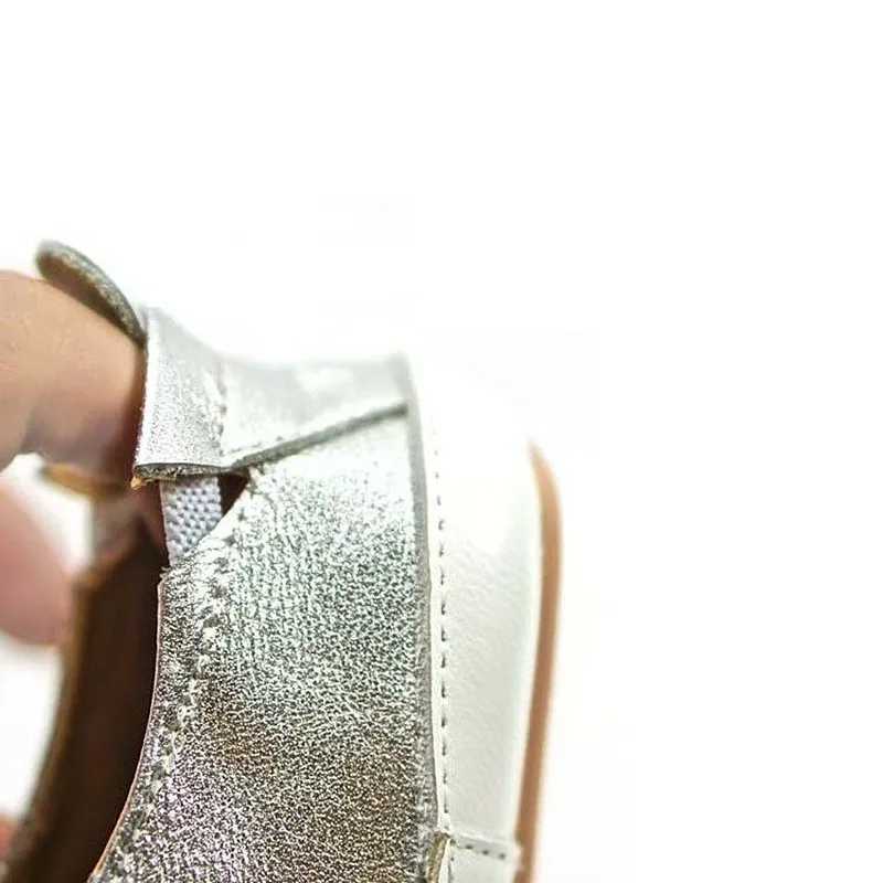 Genuine leather first mover flat baby shoes for toddlers Moccasins anti slip baby 1-6T single shoes X250129