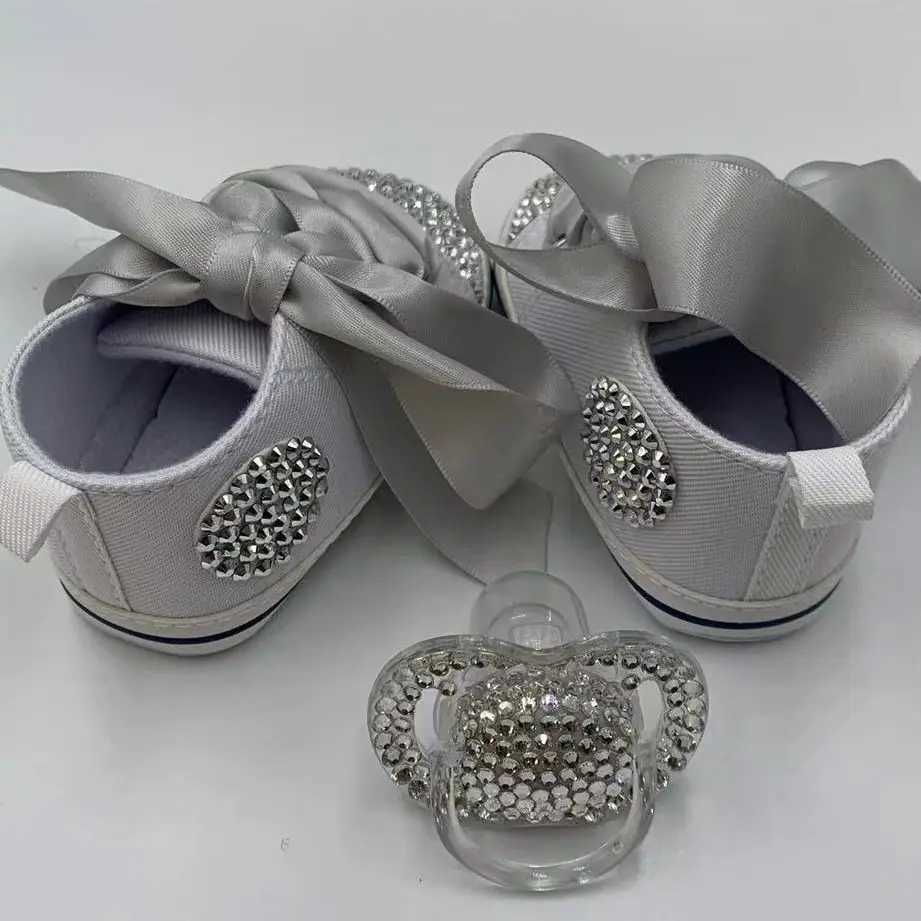Preschool shoes canvas sports shoes newborn boys and girls rhinestone sparkling diamond baby shoes X250129