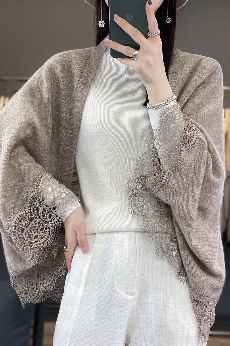 Lace Edge 100% Wool Knitted Shawl Spring Autumn Thin Womens Soft Skin friendly Breathable and Fashionable Cardigan 250120