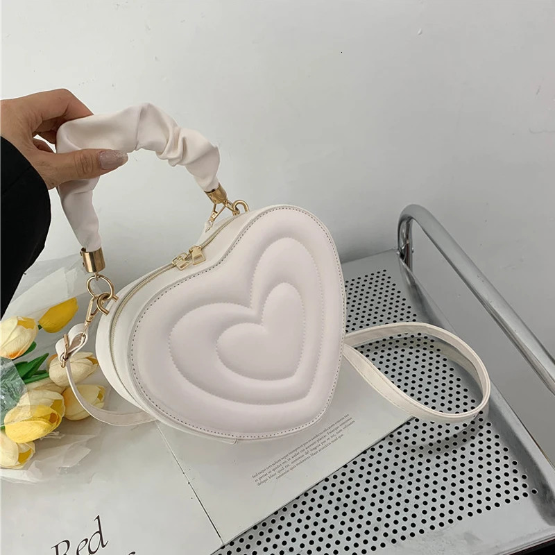 Fashion Love Heart Shoulder Bag Small Handbag er Cross Body Bag Womens Solid Pu Leather Top Handbag 250109