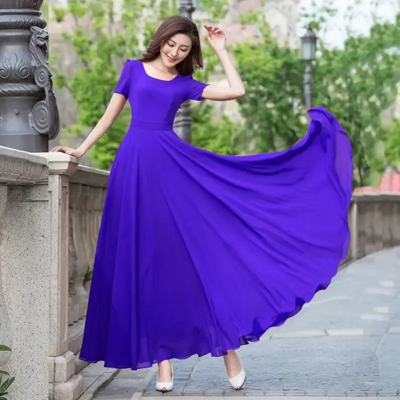 Elegant chiffon womens long dress beach dress custom fit smooth silhouette 250110