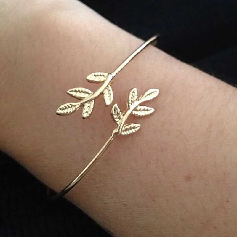 Open Cuff Punk Bracelets Bangle Fashion Jewelry For Wen Men pseras woman beat Leaf Arrow Triangle Bracelet HOT X250129