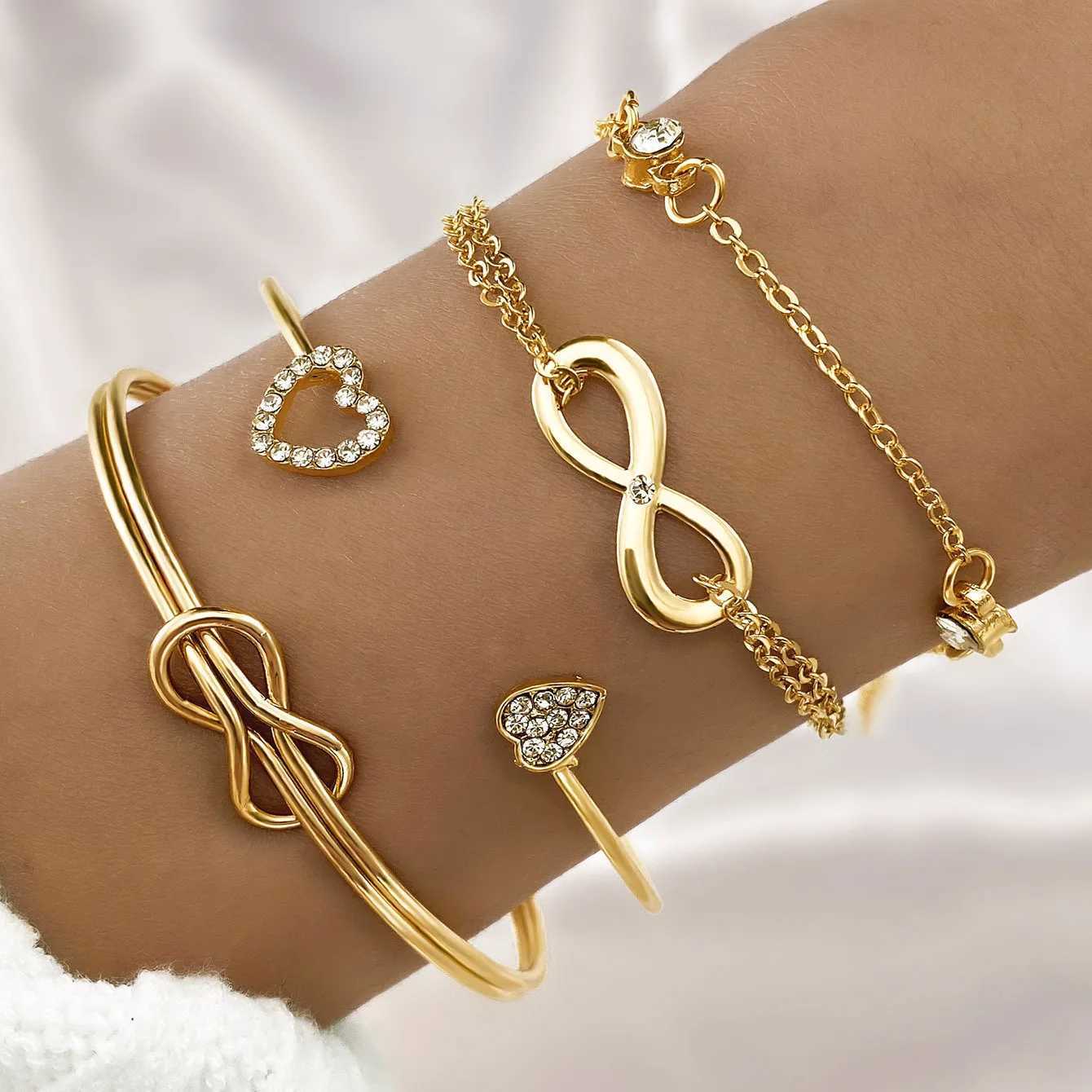 4-piece/set Retro Gold Cuff Zircon Bracelet Set Star Bracelet Fashion Elegant Bracelet Jewelry Gift X250129