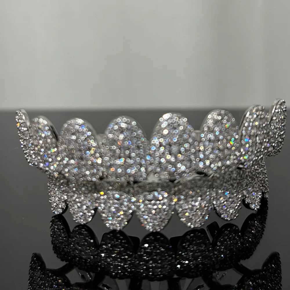 RACHELZ 8/8 Full Iced Out CZ Stone Teeth Caps For Women Men Braces Hip Hop Shiny Zircon Tooth Grills Punk Rapper JewelryXJ250114
