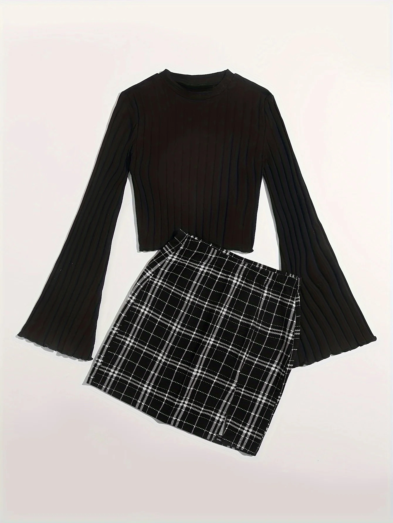 Grasping hair casual and fashionable long sleeved round neck tshirt buttocks slim fit half skirt set womens clothing 250122