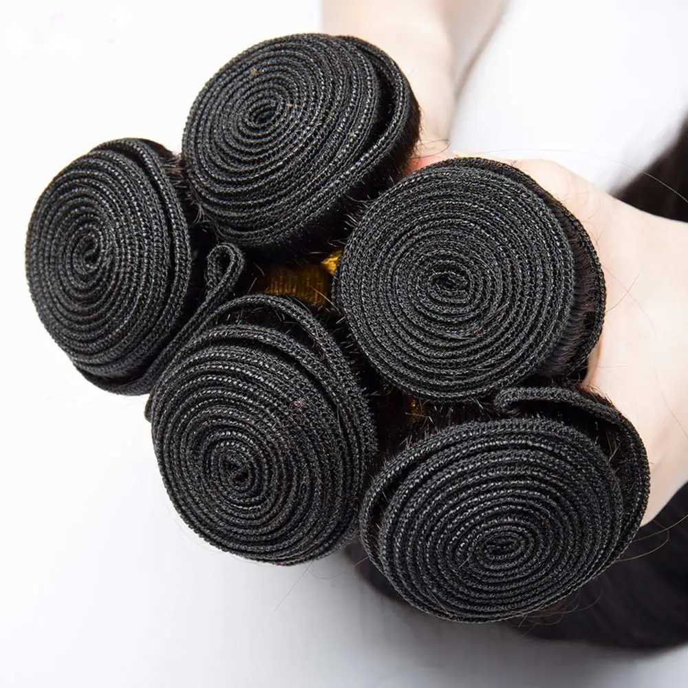 Body Wave Bundles with Clo Brazilian Human Hair 3 Bundles with 4x4 HD Transparent Lace Clo Natural Color 3 Bundles HairXJ250120