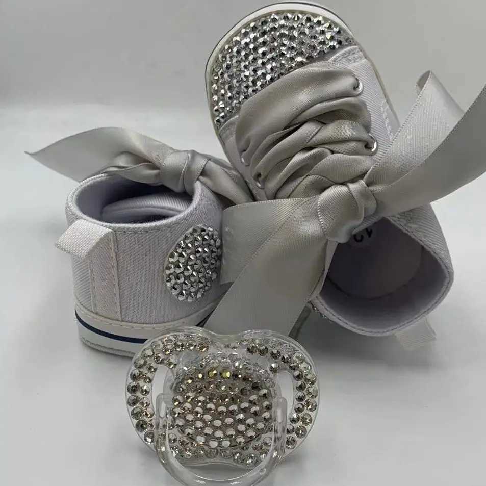 Preschool shoes canvas sports shoes newborn boys and girls rhinestone sparkling diamond baby shoes X250129