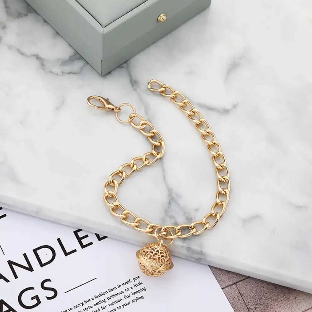 Personalized Pet Metal Necklace Universal Exquisite Dog Neck Chain Eye-catching Hollow Bell Cat Collar Fighting Necklace X250129