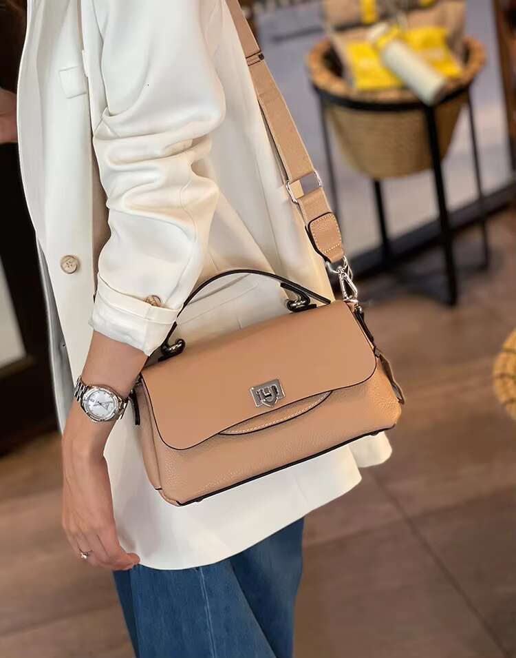 100% Genuine Leather Women Bags Lady New Satchel Square Shoulder Bag Solid High Qaulity Handbag Girls Fashion Casual Tote