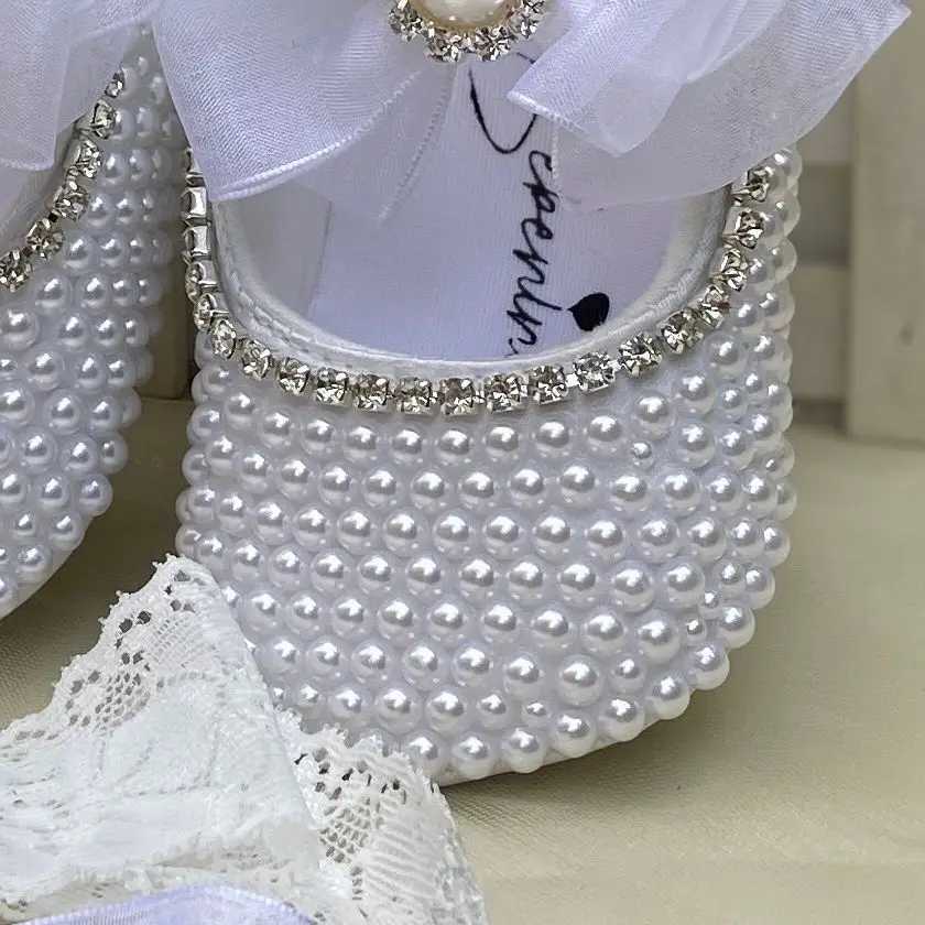 Dollbling Handmade White Pearls Bling Rhinestone Baby Crib Shoes Christening Outfit Wedding Sparkle Organza Baptism 0-3m Shoes X250129