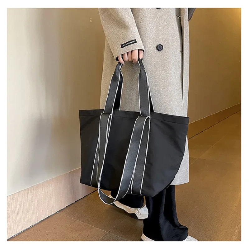 Women Shoulder Bag Fashion Lady Messenger Bag Bolso Handbag Nylon Crossbody Bags Bolsos Mujer The Latest Handbags and Purse 250122