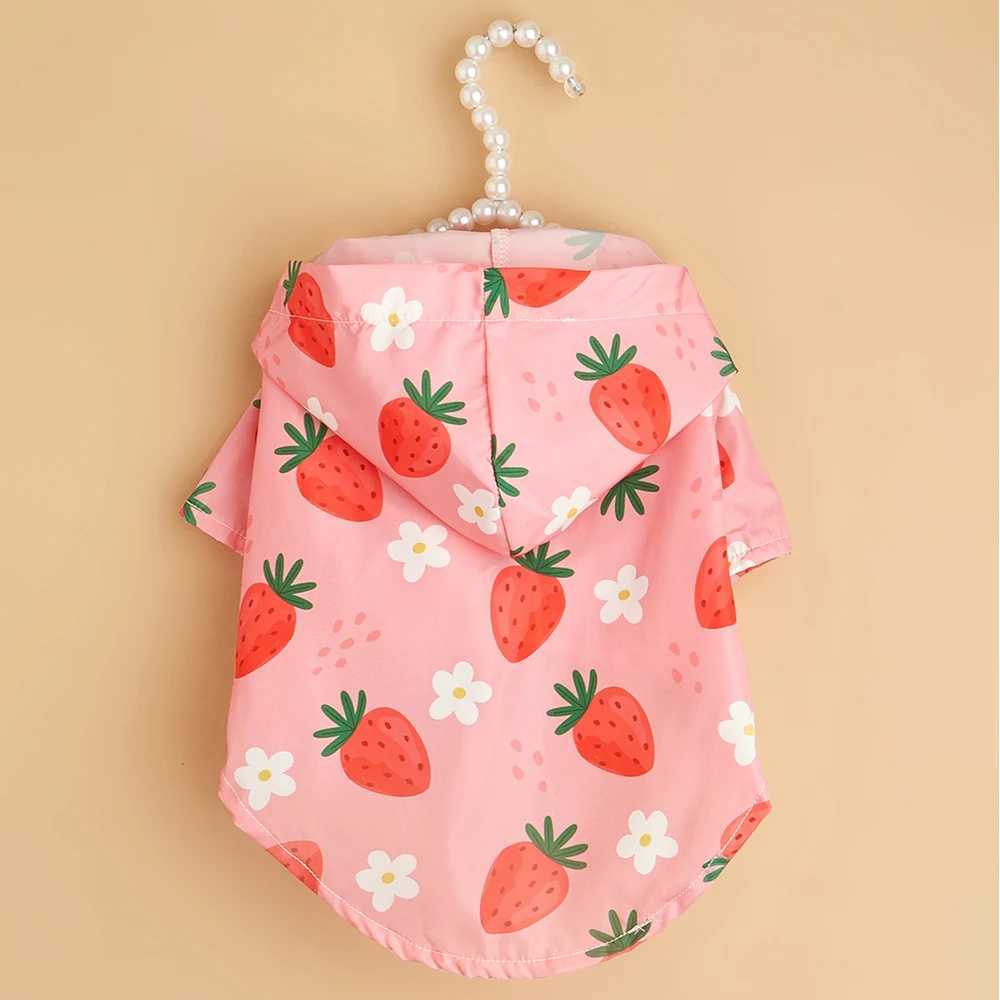 Waterproof Strawberry Raincoat Small Dog All-inclusive Raincoat Pet Breathable Puppy Clothes Comfortable Universal Pet SuppliesXJ250121