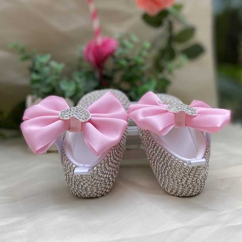 Dollbling 4 Seasons Girl 0-4 Years Graceful Pink Butterfly Knot Prewalk Indoor Soft-Sole Shoes for Christening or Baby Shower X250129