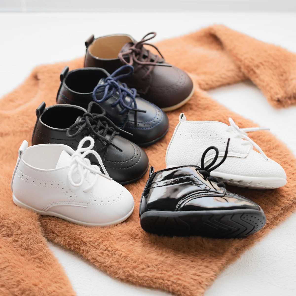 KIDSUN Classic Baby Boys and Girls Shoes Newborn PU Leather Baby Bed First Walking Shoes Rubber Soft Bottom Anti slip Childrens Shoes X250129