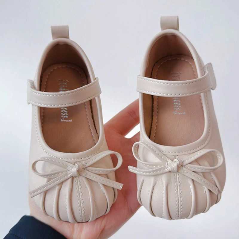 Brand children/little girls Bowite girls shoes ballet dancer flat shoes slip onto school party dress shoes baby silver walker X250129